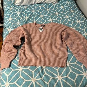 Was a gift never wore pink color sweater